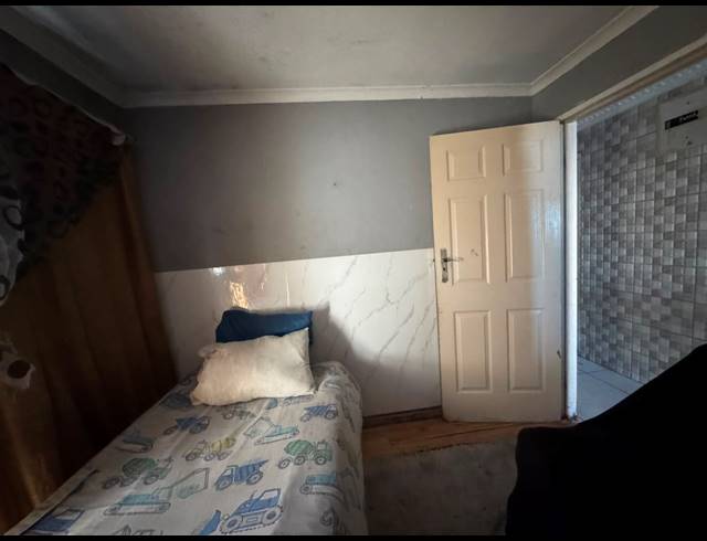 5 BEDROOM HOUSE FOR SALE IN FOREST VILLAGE